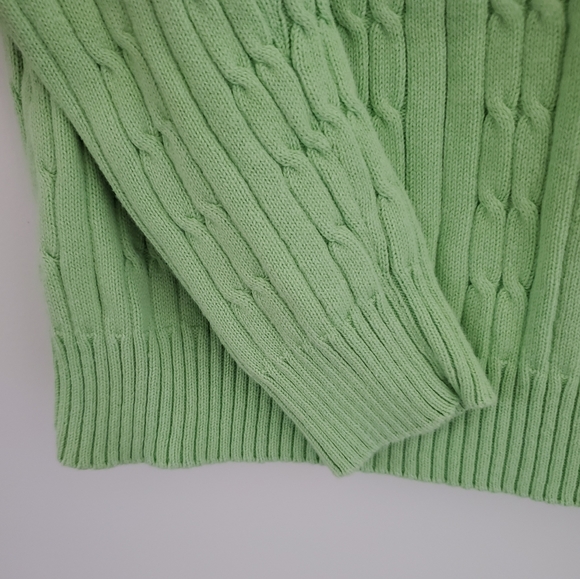❌️SOLD❌️ IZOD Green Cableknit Crewneck Sweater, Small - Picture 3 of 6